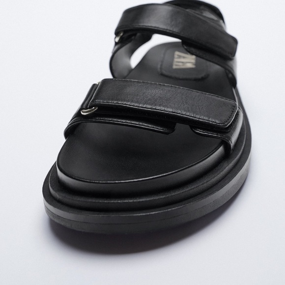 Zara Low Heel Strap Sandals 39 - Picture 5 of 5